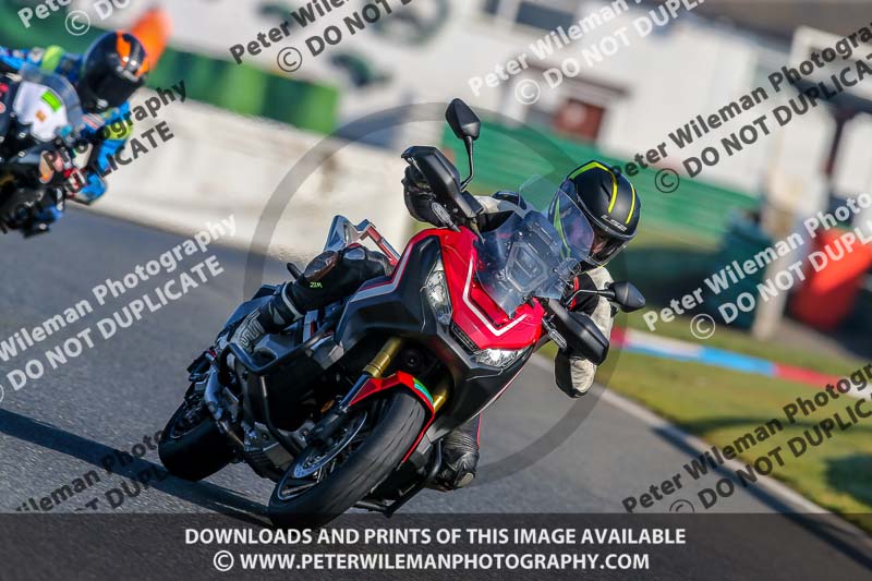 PJM Wedding Photography;enduro digital images;event digital images;eventdigitalimages;mallory park;mallory park photographs;mallory park trackday;mallory park trackday photographs;no limits trackdays;peter wileman photography;racing digital images;trackday digital images;trackday photos
